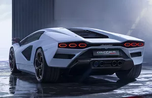 Lamborghini Countach  LPI 800-4!