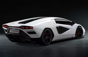 Lamborghini Countach  LPI 800-4!