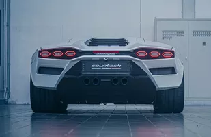 Lamborghini Countach  LPI 800-4!