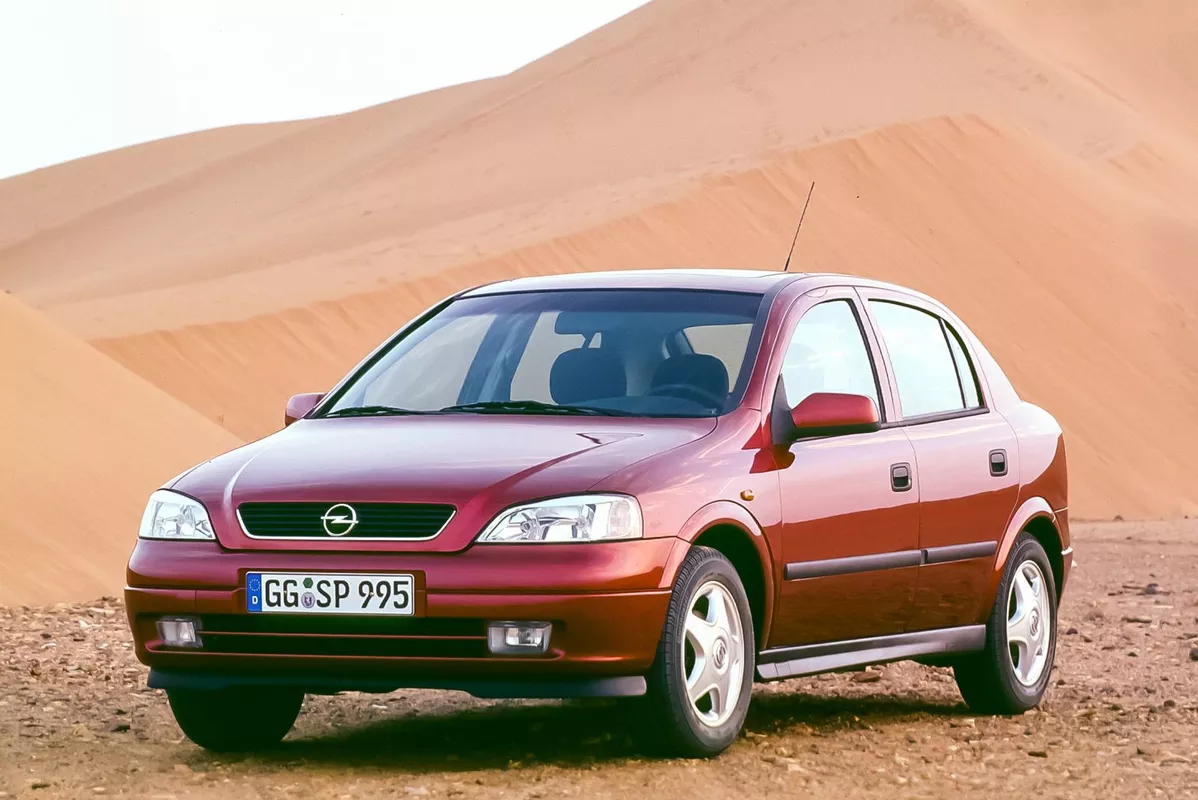 Historia: Opel Astra kończy 30 lat!
