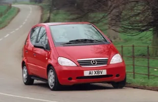 Mercedes klasy A. Ten test łosia... — zdjęcie 3