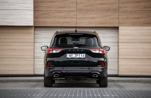 Ford Kuga - najnowsze wcielenie popularnego modelu, teraz dostępne jako hybryda plug-in
