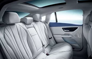 Mercedes EQE. Nowa "Beczka z prądem"?