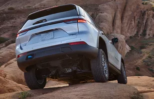 Nowy Jeep Grand Cherokee