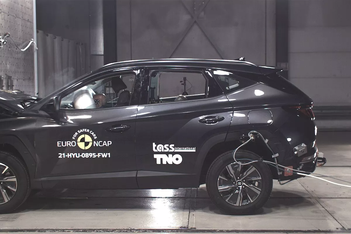 Ford Mach-E, Toyota Yaris Cross i Hyundai IONIC 5 w testach Euro NCAP