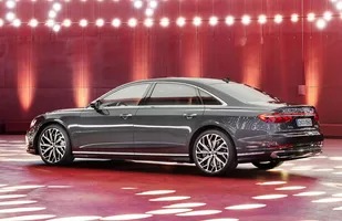 Audi A8 po liftingu