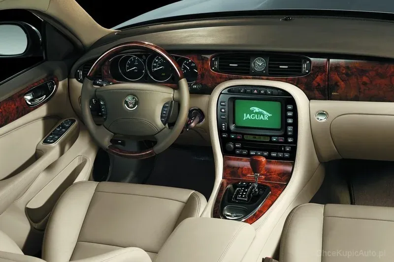 Jaguar XJ X350