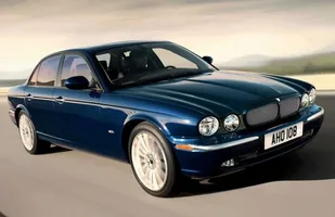 Jaguar XJ - wielki prestiż i koszty — zdjęcie 10