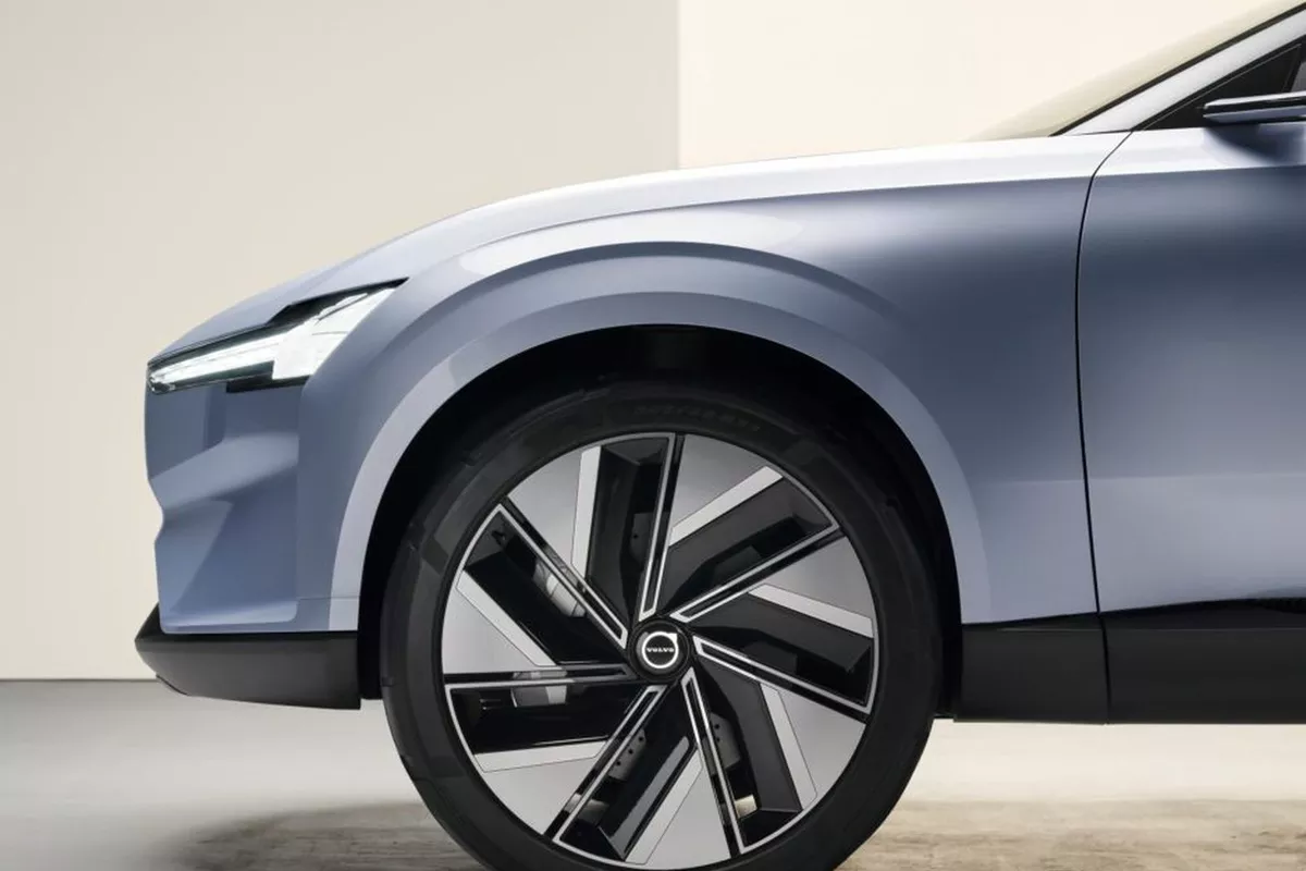 Volvo Concept Recharge w szczegółach