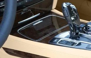 BMW 7 po liftingu — zdjęcie 3