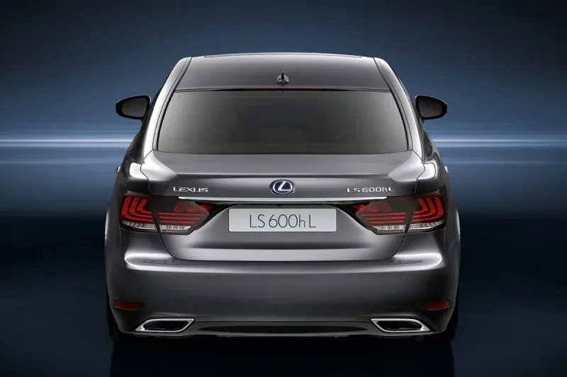 Lexus LS 600h L