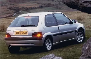 Używane: Citroen Saxo — zdjęcie 4
