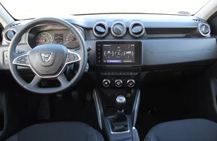 Dacia Duster 2022 bez retuszu