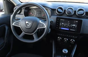 Dacia Duster 2022 bez retuszu