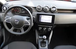 Dacia Duster 2022 bez retuszu