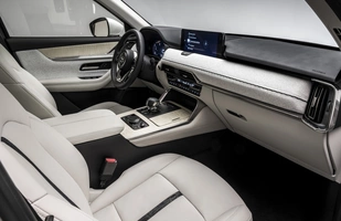 Mazda CX-60 zaprezentowana. Polskie ceny