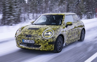 Nowe elektryczne Mini na zdjęciach