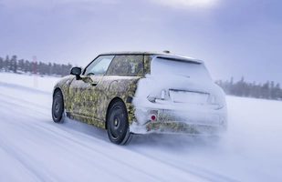 Nowe elektryczne Mini na zdjęciach