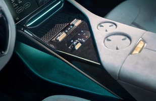 Lotus Eletre. Nie dość, że SUV, to jeszcze elektryczny