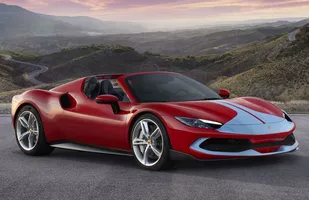 Ferrari 296 GTS. Nowość bez dachu