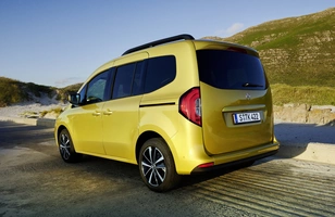 Mercedes klasy T. Klon Renault Kangoo