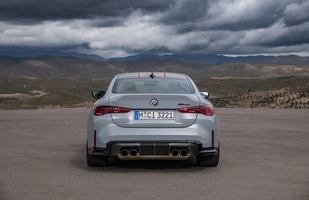 BMW M4 CSL. Lżejsze i szybsze!