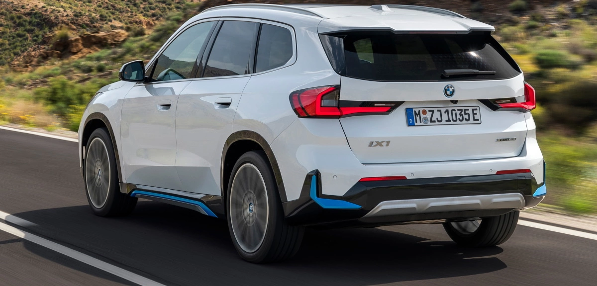 BMW iX1