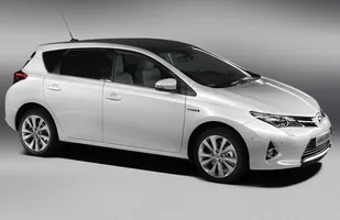 Oto nowa Toyota Auris. Podoba ci się? — zdjęcie 2