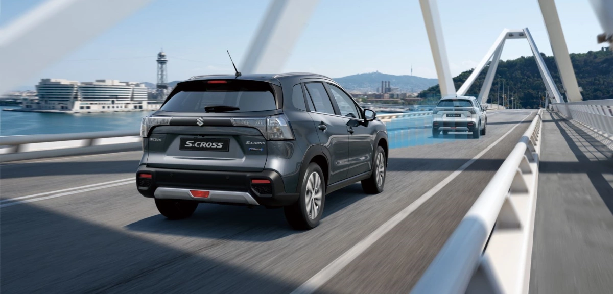 Suzuki S-Cross Strong Hybrid
