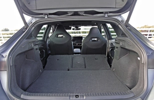 Cupra Formentor e-Hybrid - świetny z samochód z pewnym „ale”