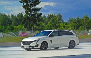 Peugeot 308 SW Hybrid - kolejny etap ewolucji
