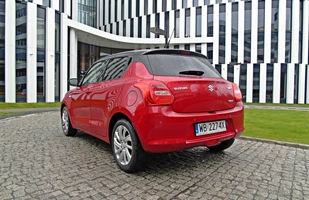 Suzuki Swift Hybrid CVT. Mały i hybrydowy