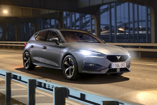 Cupra Leon z nowymi silnikami. Będzie taniej