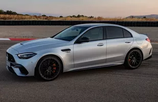 Mercedes-AMG C 63 SE Performance. Koniec z V8, czas na R4!