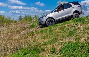 Land Rover Discovery V - czy to jeszcze „prawdziwy Land Rover”?