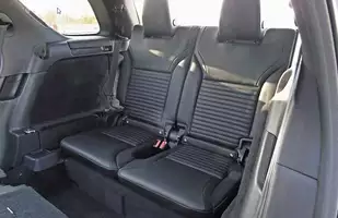 Land Rover Discovery V - czy to jeszcze „prawdziwy Land Rover”?