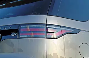 Land Rover Discovery V - czy to jeszcze „prawdziwy Land Rover”?