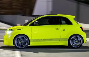 Abarth 500e. Sportowo na prąd
