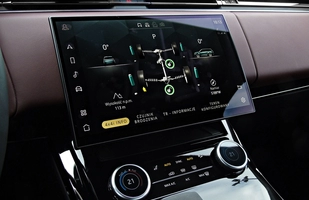 Range Rover Sport 2022 - arystokrata, który nie boi się ubrudzić