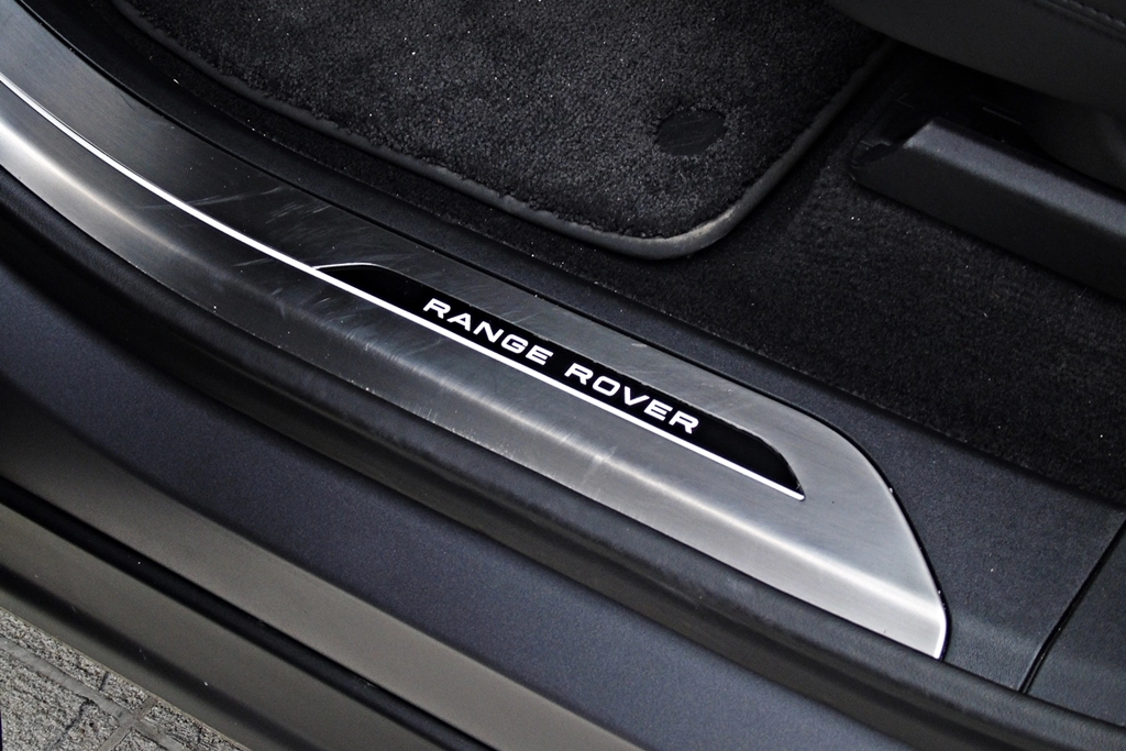 Range Rover Sport 2022 - arystokrata, który nie boi się ubrudzić