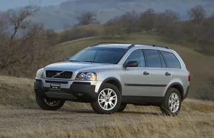 Volvo XC90. Od 10 lat niemal bez zmian! — zdjęcie 1