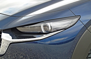 Mazda CX-30 e-Skyactiv X - samuraj chodzi własnymi drogami