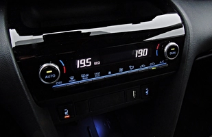 Toyota Yaris Cross - ewolucja miejskiego bestsellera