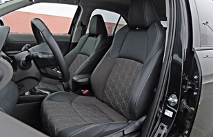 Toyota Yaris Cross - ewolucja miejskiego bestsellera