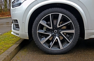 Volvo XC90 B5 - udowadnia, że Diesle wciąż mają rację bytu