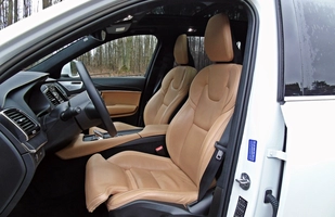 Volvo XC90 B5 - udowadnia, że Diesle wciąż mają rację bytu