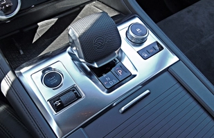 Jaguar F-Pace SVR - prawdziwie drapieżny gatunek