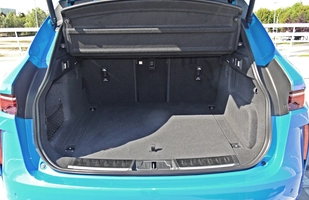 Jaguar F-Pace SVR - prawdziwie drapieżny gatunek