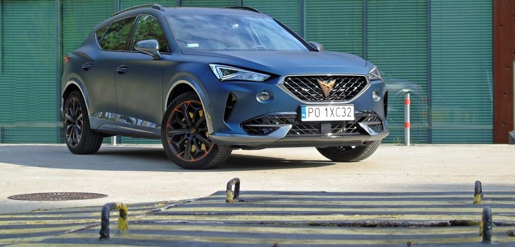 Cupra Formentor VZ 310 KM - sportowiec wszechstronny