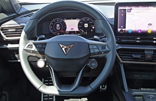 Cupra Formentor VZ 310 KM - sportowiec wszechstronny